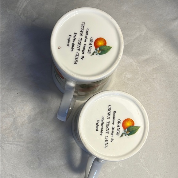 Crown Trent China Coffee/Tea Mugs Set of Two - Picture 2 of 3